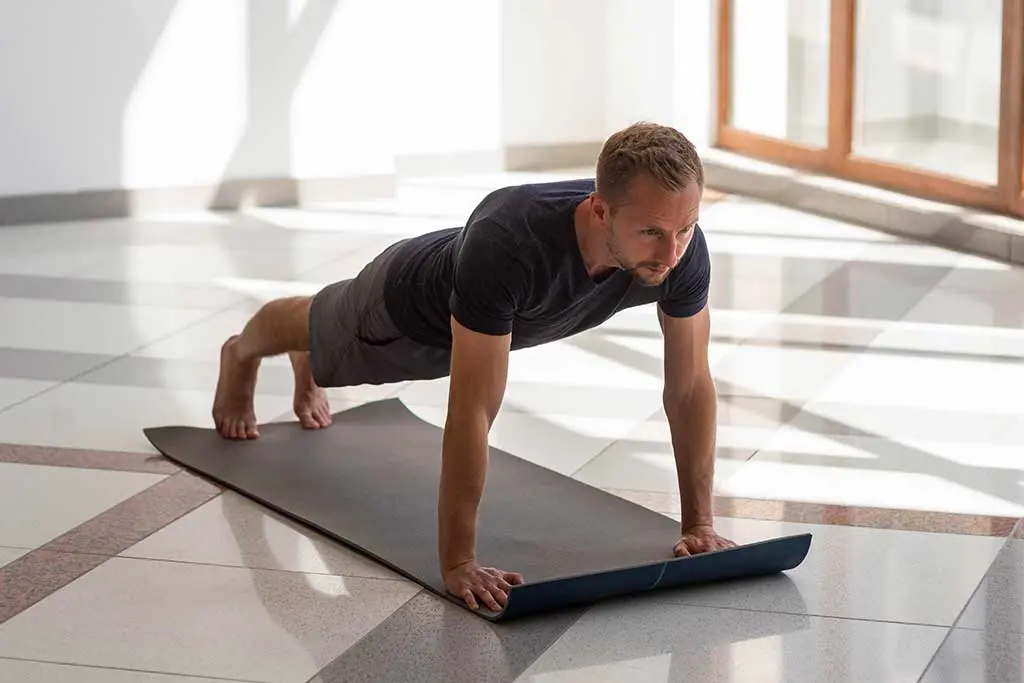 plank exercise for spine health
